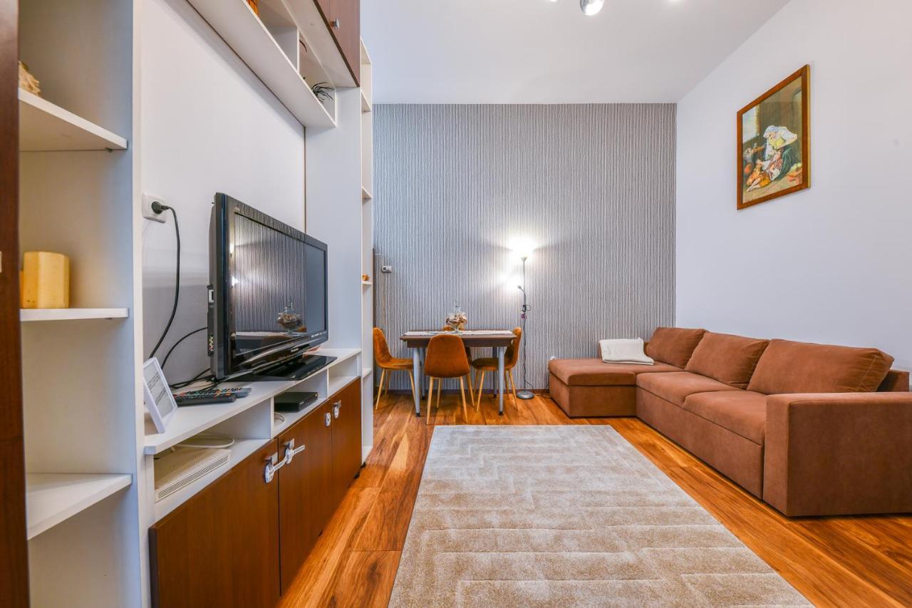 Glam Apartment Cluj-Napoca Esterno foto