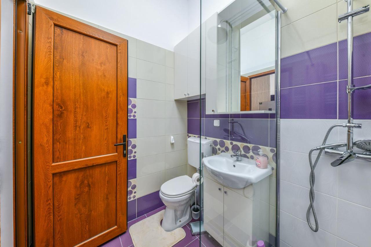 Glam Apartment Cluj-Napoca Esterno foto